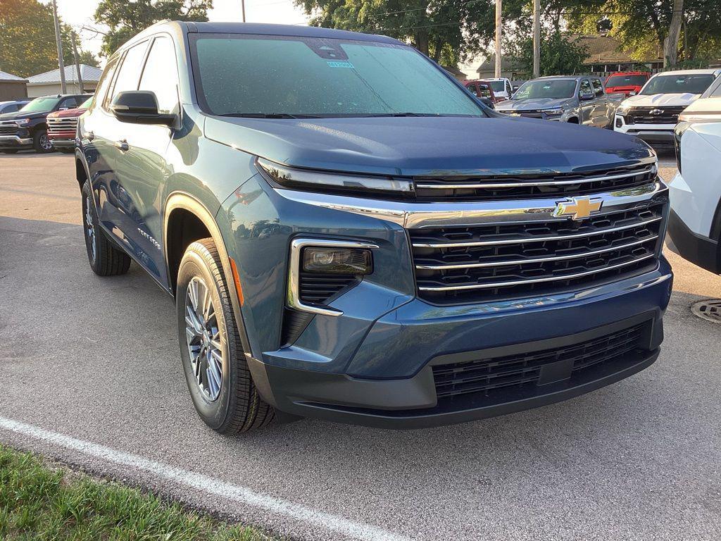 new 2026 Chevrolet Traverse car, priced at $44,695