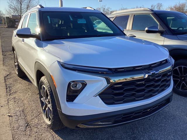 new 2025 Chevrolet TrailBlazer car, priced at $32,475