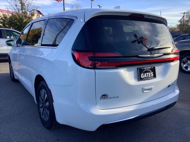 used 2022 Chrysler Pacifica Hybrid car, priced at $27,452