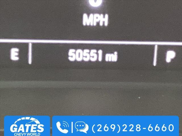 used 2023 Chevrolet Traverse car, priced at $33,333