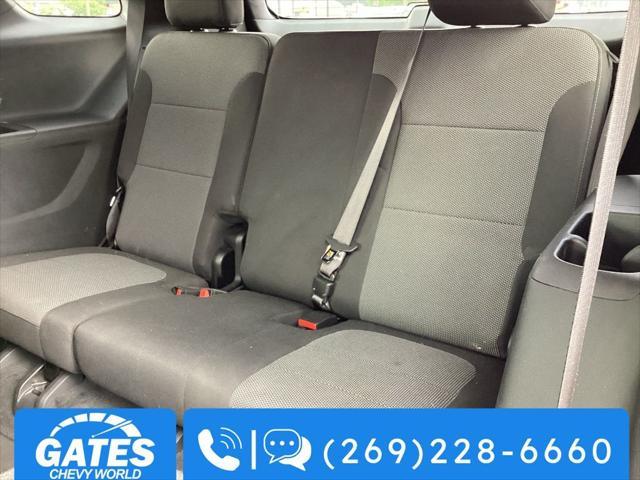 used 2023 Chevrolet Traverse car, priced at $33,333