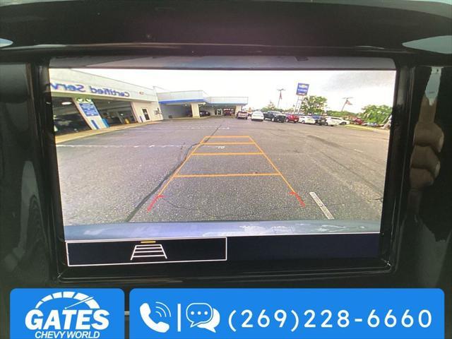 used 2023 Chevrolet Traverse car, priced at $33,333