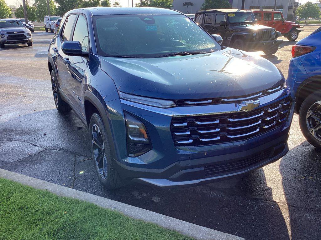 new 2026 Chevrolet Equinox car, priced at $32,595