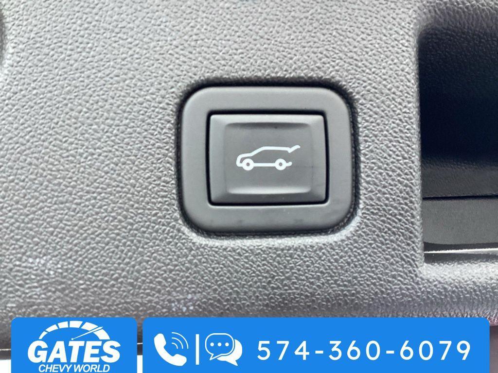 used 2023 Chevrolet Equinox car, priced at $24,748