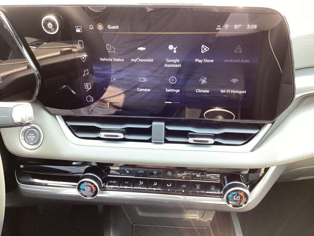 new 2026 Chevrolet Equinox car, priced at $35,980