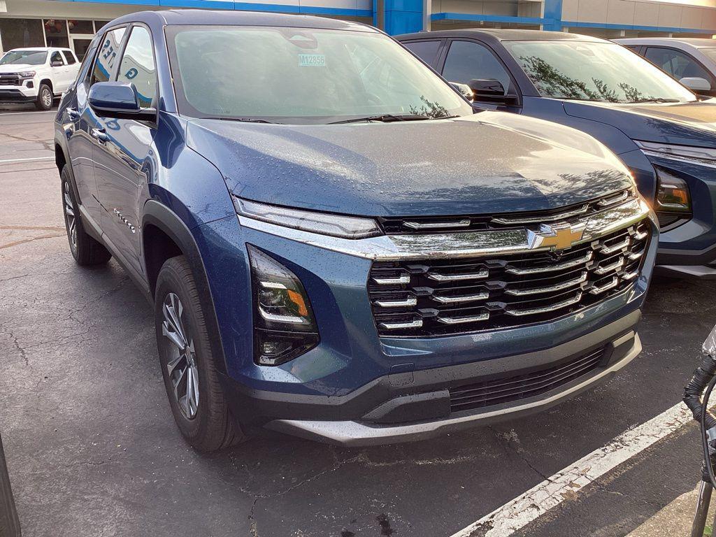 new 2026 Chevrolet Equinox car, priced at $32,990