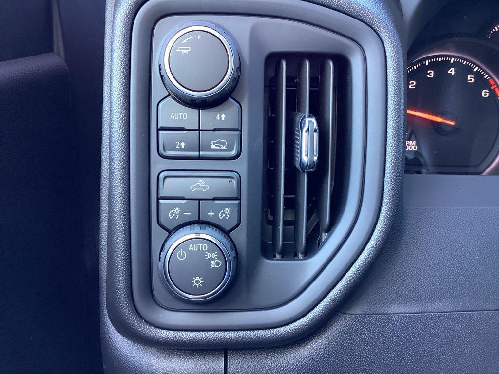 new 2026 Chevrolet Silverado 1500 car, priced at $47,425