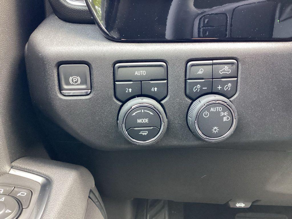 new 2025 Chevrolet Silverado 1500 car, priced at $56,250