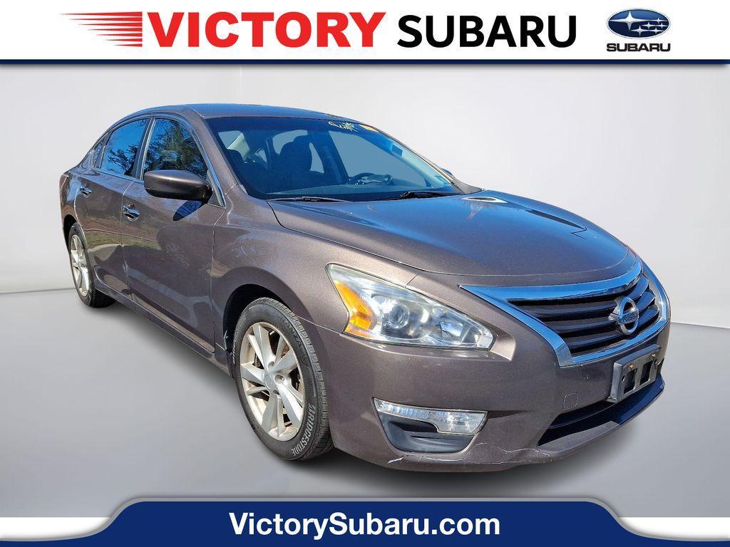 used 2014 Nissan Altima car, priced at $12,995
