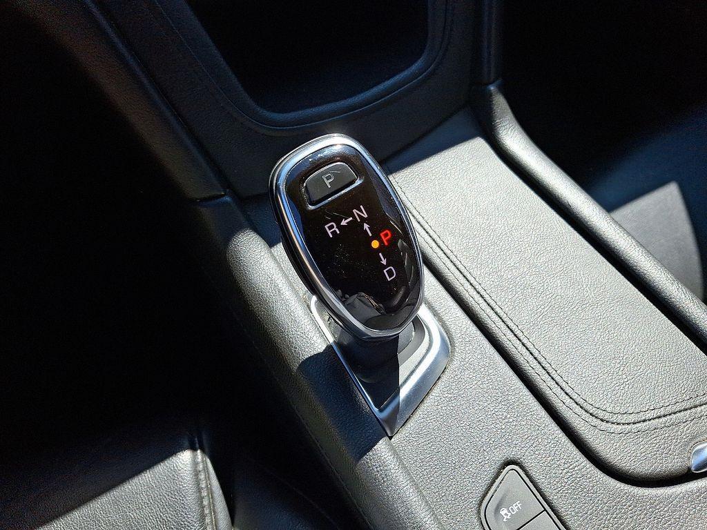 used 2018 Cadillac XT5 car, priced at $15,245