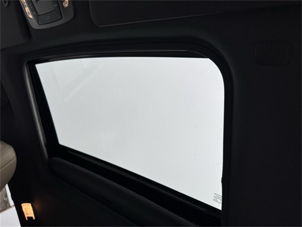 used 2023 Toyota Sienna car, priced at $45,599