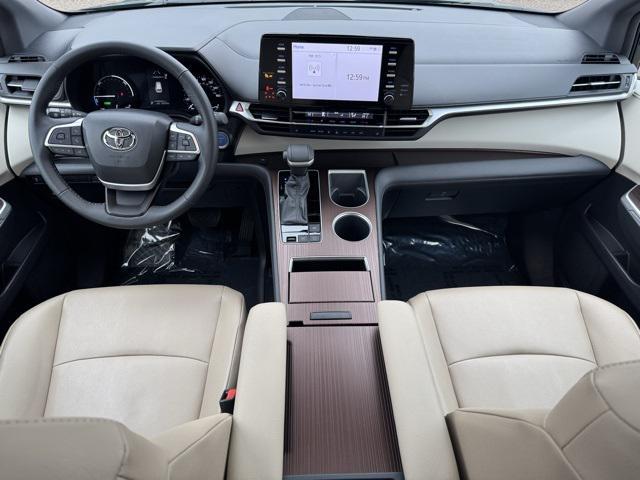 used 2023 Toyota Sienna car, priced at $45,599