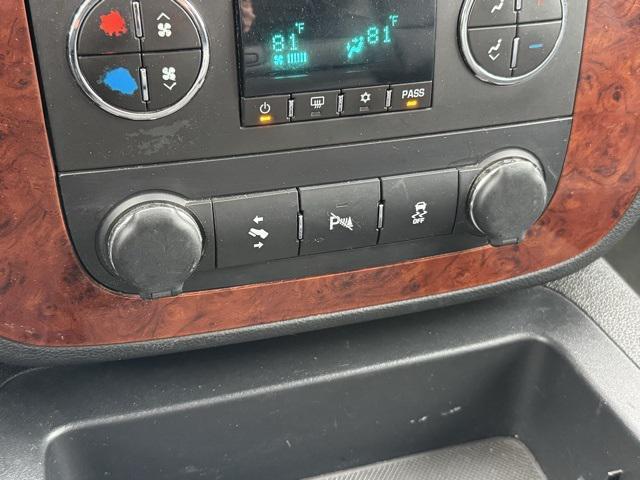 used 2013 Chevrolet Suburban car, priced at $12,290