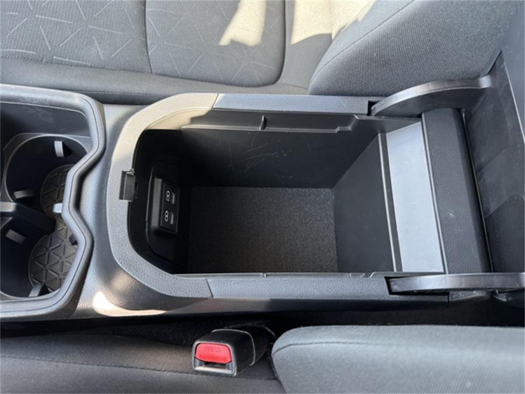 used 2022 Toyota RAV4 car, priced at $31,198