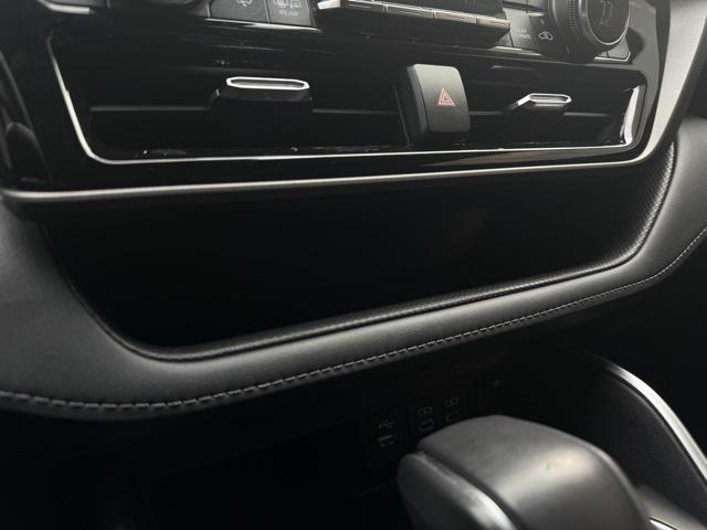 used 2022 Toyota Highlander car, priced at $42,500