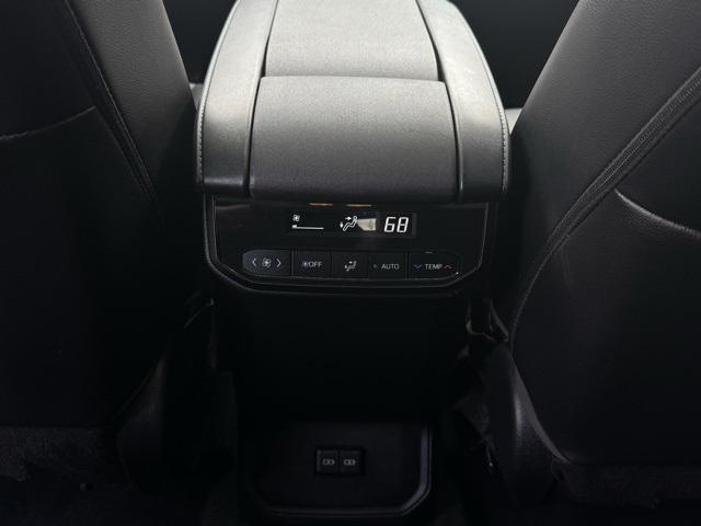 used 2022 Toyota Highlander car, priced at $42,500