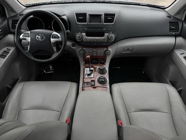 used 2012 Toyota Highlander car, priced at $14,491
