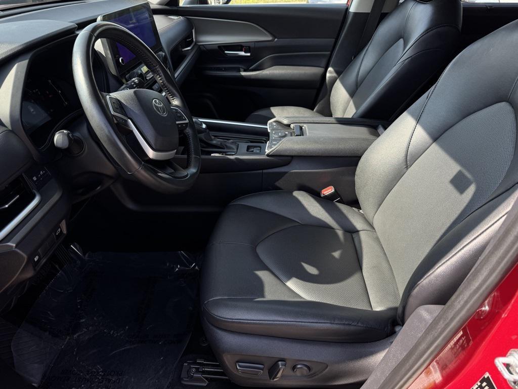 used 2024 Toyota Grand Highlander car, priced at $41,999