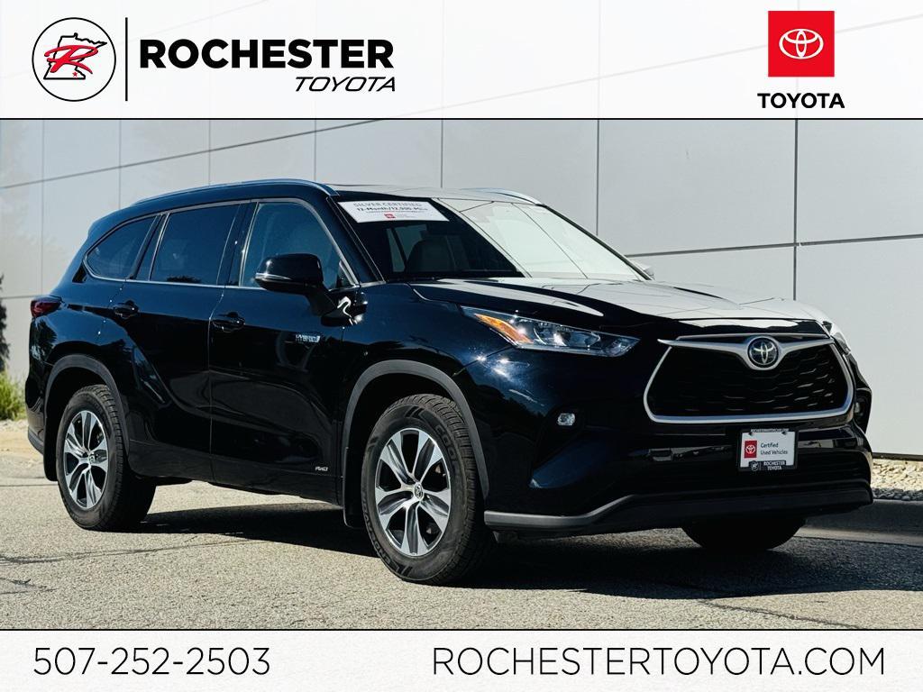 used 2020 Toyota Highlander car, priced at $26,597