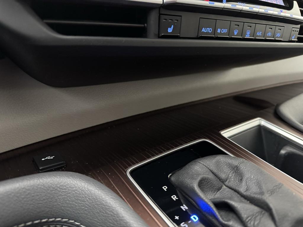 used 2024 Toyota Sienna car, priced at $39,299