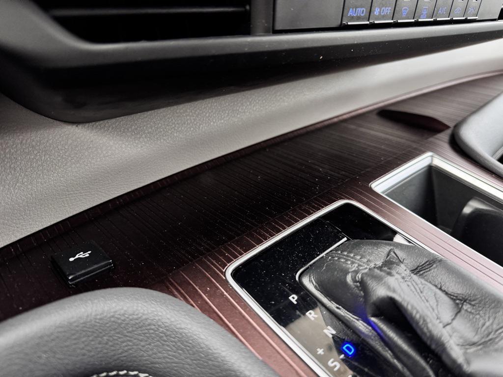 used 2022 Toyota Sienna car, priced at $31,999