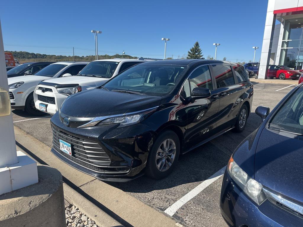 used 2022 Toyota Sienna car, priced at $33,500