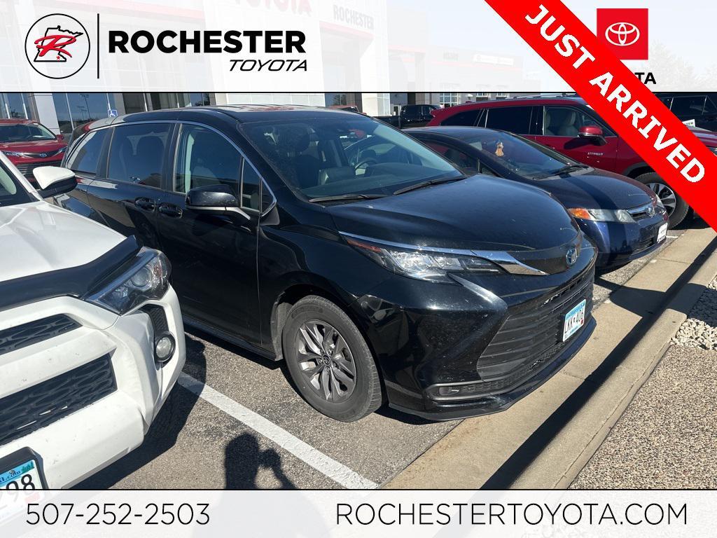 used 2022 Toyota Sienna car, priced at $33,500