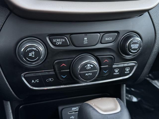 used 2018 Jeep Cherokee car, priced at $15,999