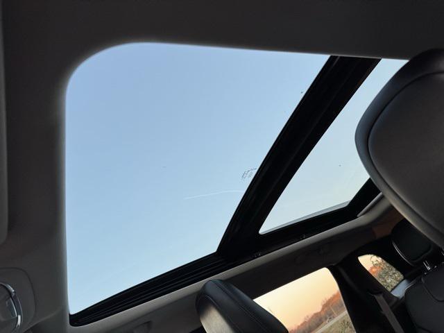 used 2018 Jeep Cherokee car, priced at $15,999