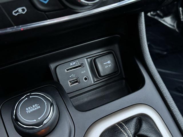 used 2018 Jeep Cherokee car, priced at $15,999