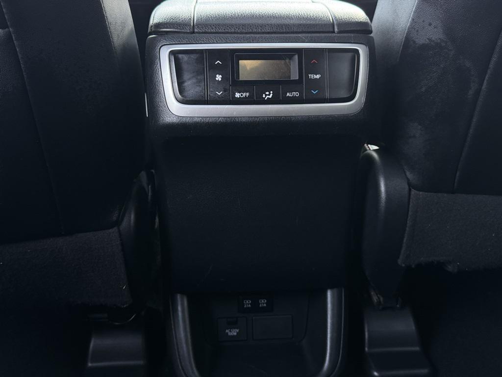used 2019 Toyota Highlander car, priced at $23,997