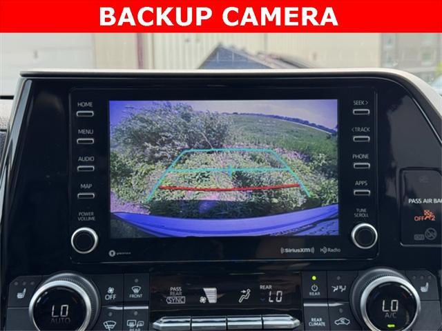 used 2022 Toyota Highlander car, priced at $38,499