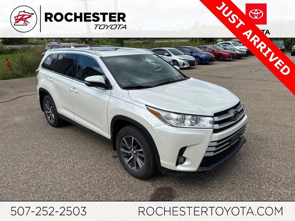 used 2019 Toyota Highlander car, priced at $24,599