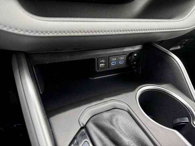 used 2022 Toyota Highlander car, priced at $42,499