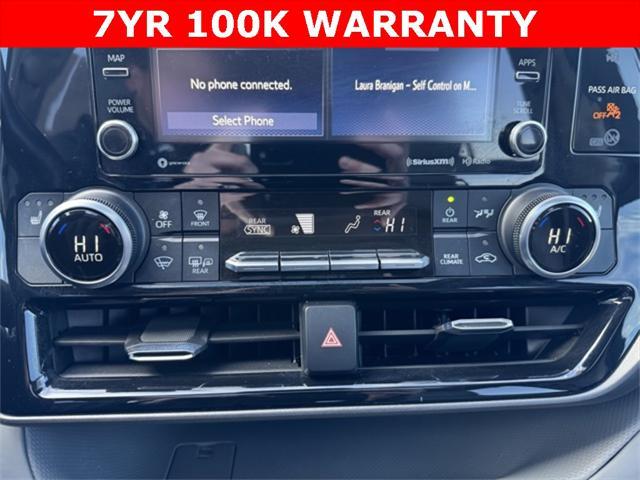 used 2022 Toyota Highlander car, priced at $38,699