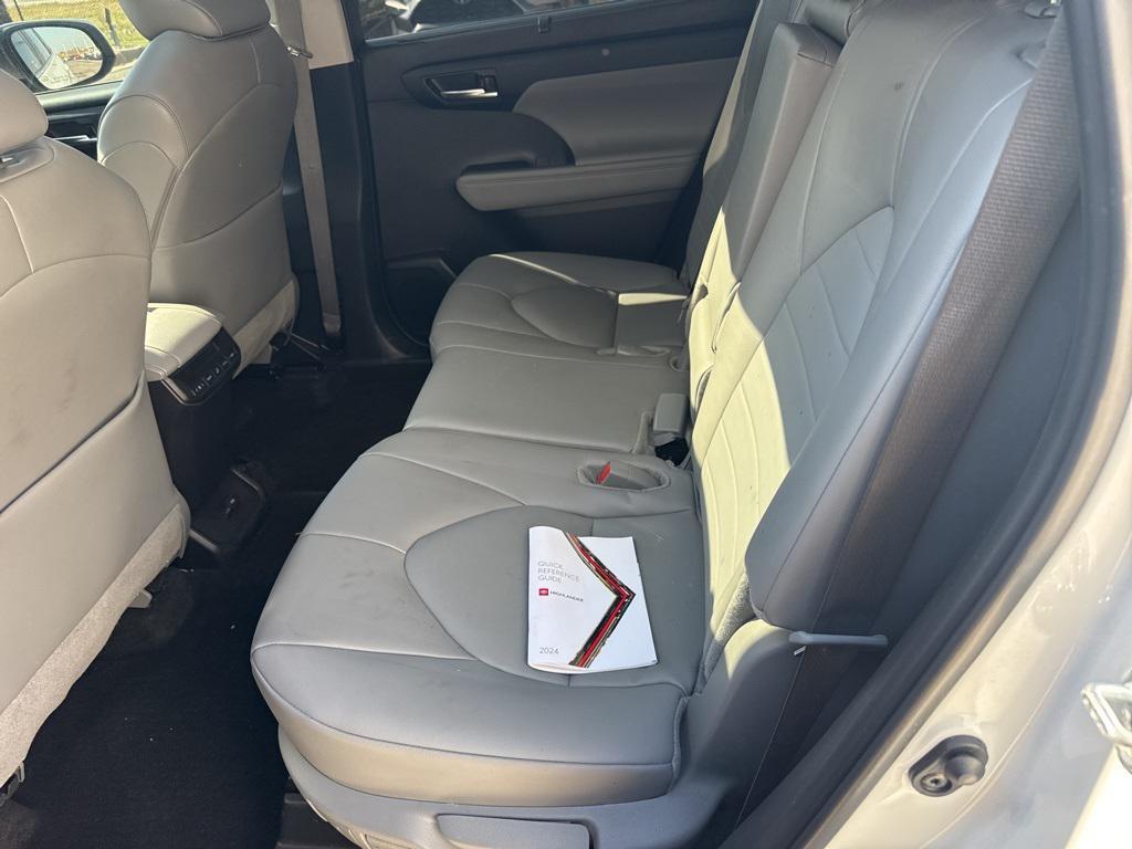 used 2024 Toyota Highlander car, priced at $45,599