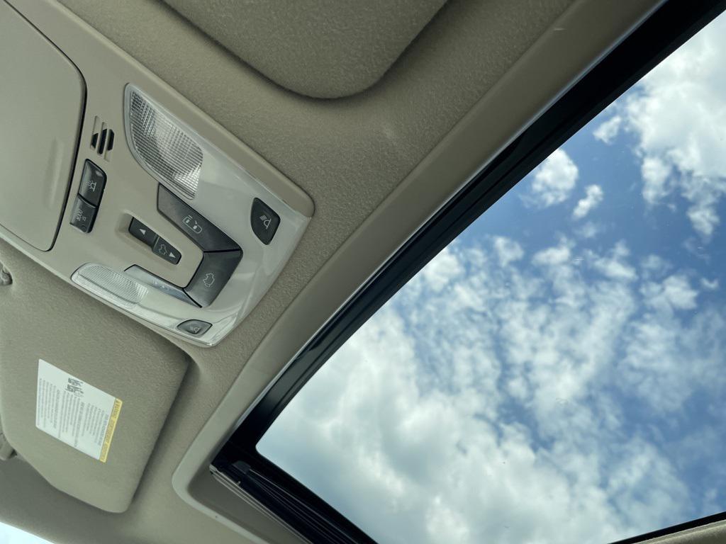 used 2014 Toyota Sienna car, priced at $19,500