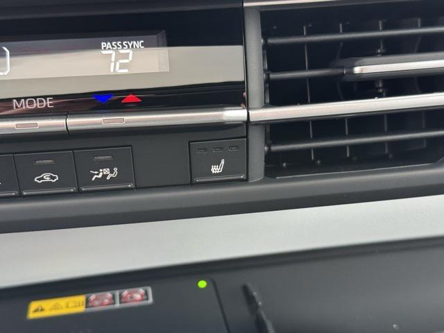 used 2025 Toyota Sienna car, priced at $47,498