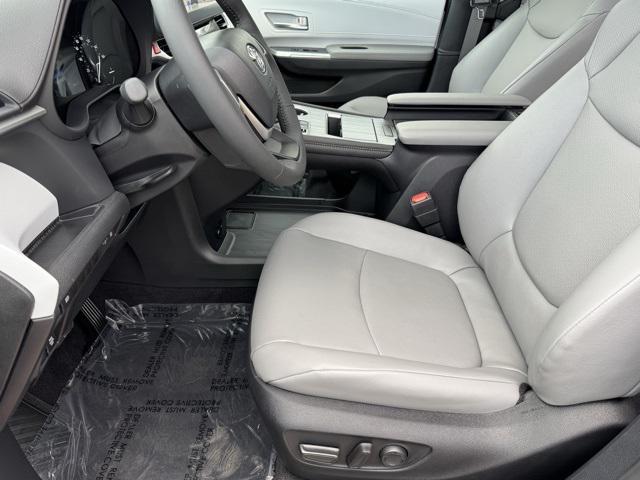 used 2025 Toyota Sienna car, priced at $47,498