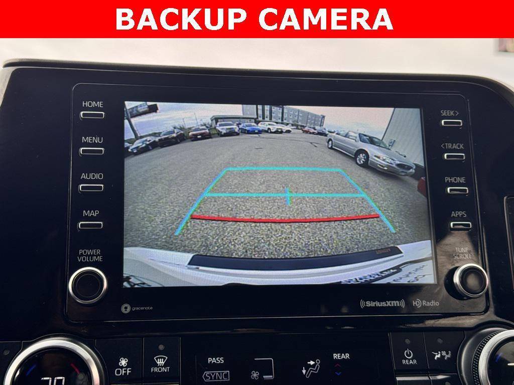 used 2021 Toyota Highlander car, priced at $34,499