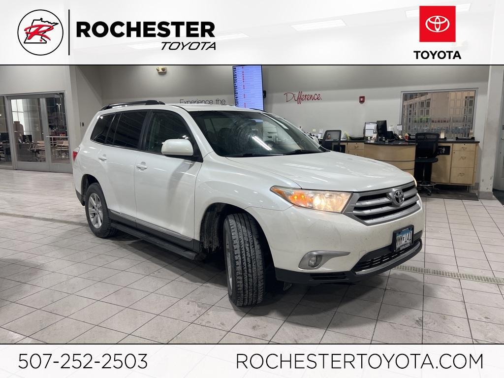 used 2013 Toyota Highlander car, priced at $15,790