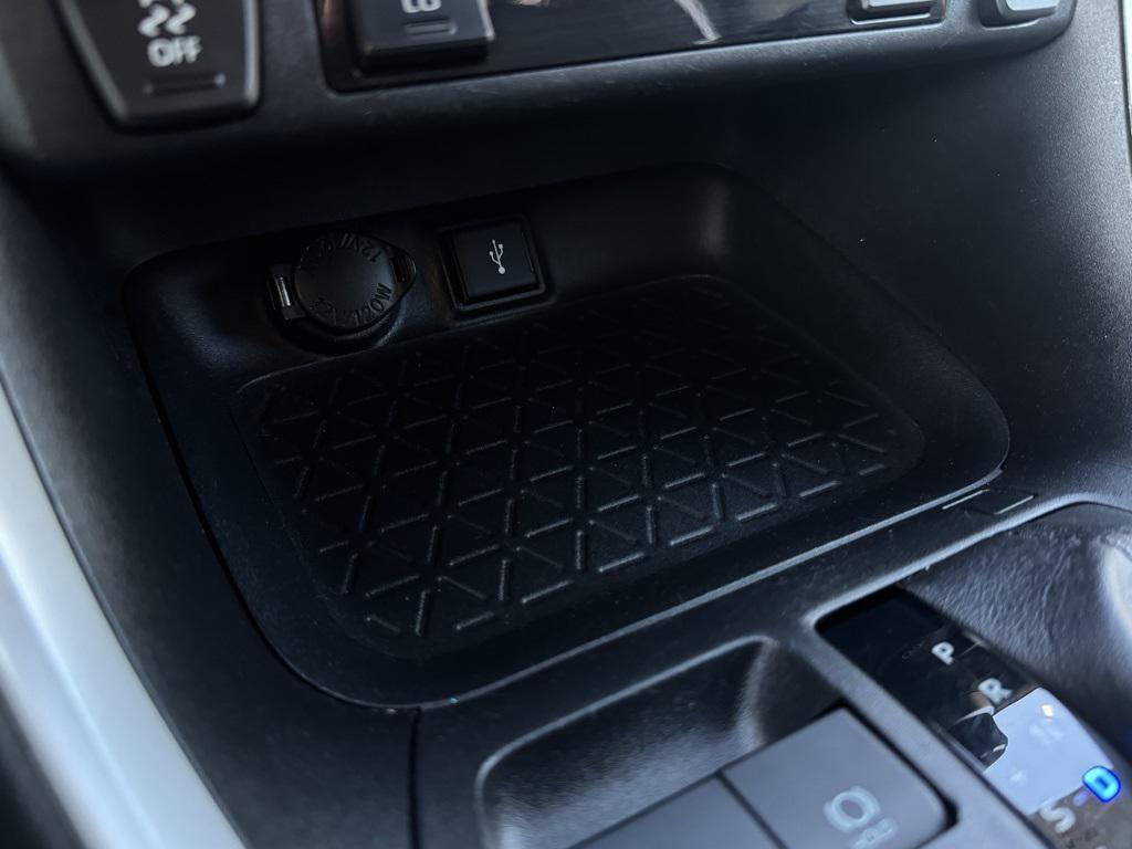 used 2020 Toyota RAV4 car, priced at $25,597