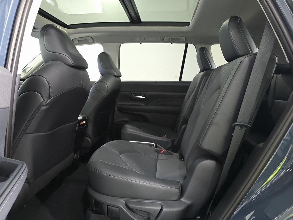 used 2025 Toyota Grand Highlander car, priced at $60,000
