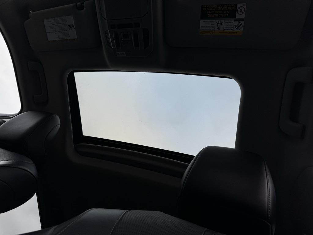 used 2022 Toyota Highlander car, priced at $41,499