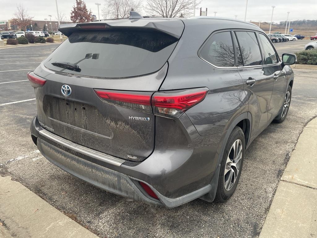 used 2020 Toyota Highlander Hybrid car, priced at $37,999