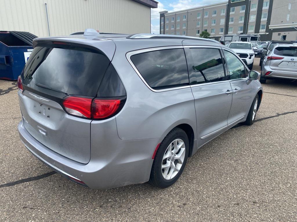 used 2017 Chrysler Pacifica car, priced at $14,498
