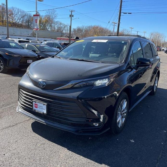 used 2022 Toyota Sienna car, priced at $49,700