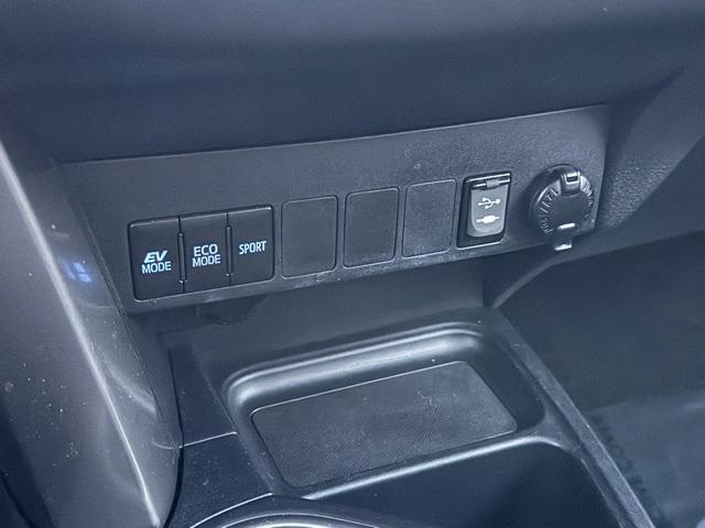 used 2018 Toyota RAV4 Hybrid car, priced at $22,297