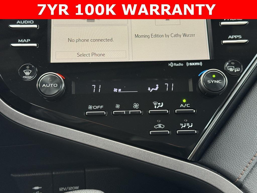 used 2019 Toyota Camry Hybrid car, priced at $23,999