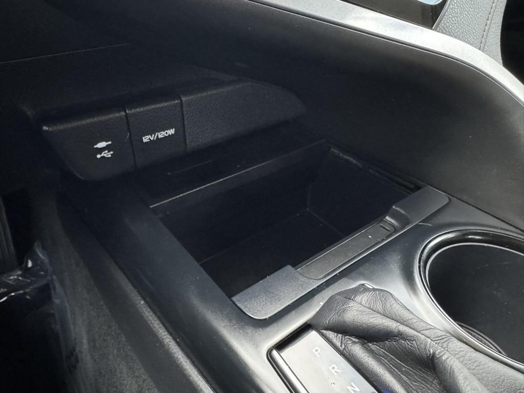 used 2019 Toyota Camry Hybrid car, priced at $23,999